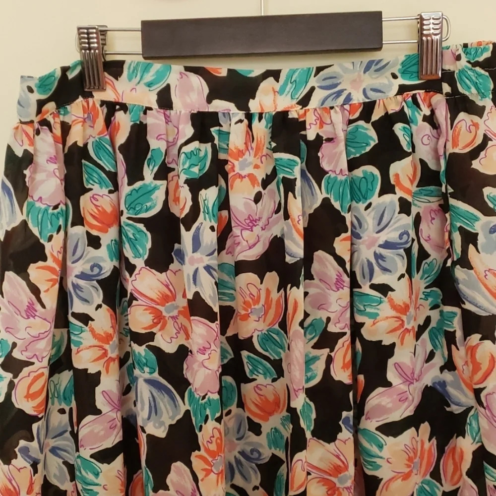 Vintage Judy Bond floral skirt - Picture 3 of 5